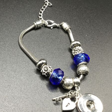Bracelet charms bleus