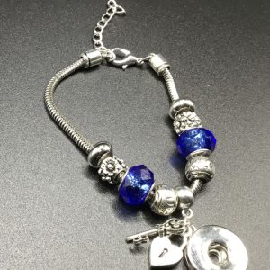 Bracelet charms bleus