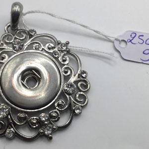 Collier couleur argent