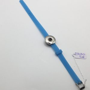 Bracelet plastique bleu ciel